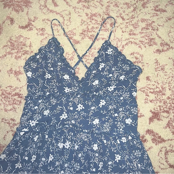 Love Tree Dresses & Skirts - NEVER BEEN WORN Boutique Baby Blue Floral Sundress